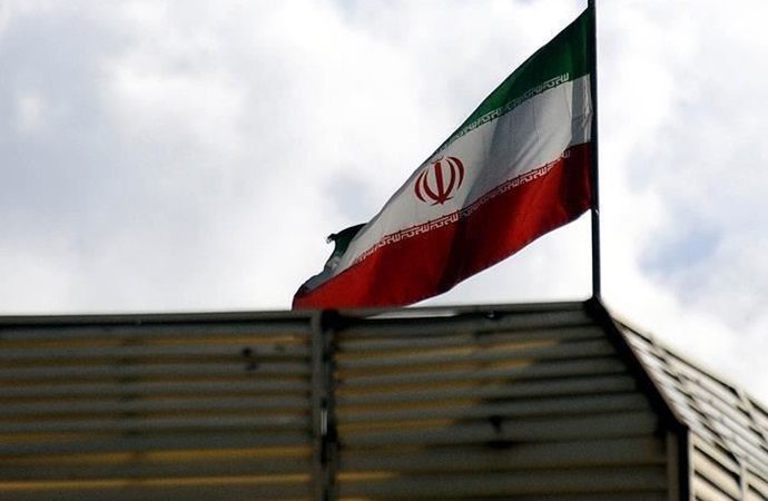 بريطانيا: إيران يجب ألا تمتلك سلاحا نوويا