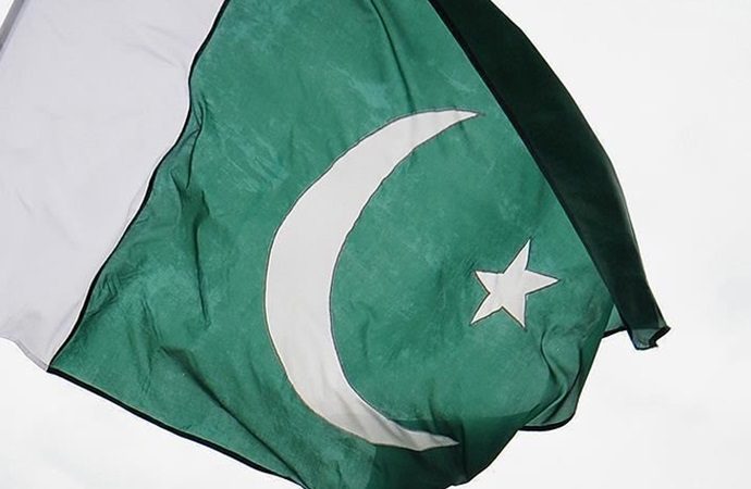 3 قتلى وأكثر من 20 إصابة بانفجار استهدف دورية للشرطة في باكستان