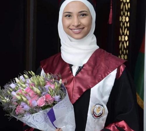 السفير تهنئ الدكتور فوزي الحموري بمناسبة نجاح ابنته الدكتورة غالية