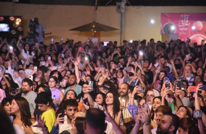 طوفان بشري في حفل جوزيف عطية وجهاد سركيس في “مهرجان الفحيص”