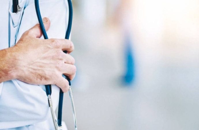 لجنة دافعي الفاتورة العلاجية ترفض قرار نقابة الاطباء وتطالب بتدخل حكومي