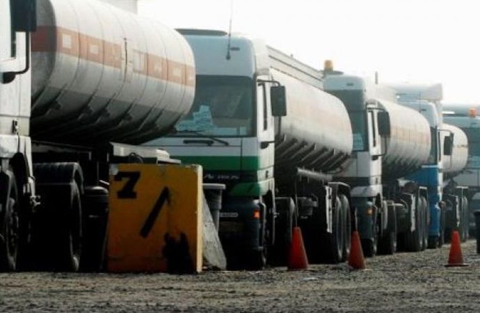الكويت: انقطاع مفاجئ في إمدادات الوقود بمصفاة الزور