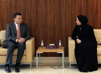 الصفدي يلتقي وزيرة التعليم القطرية ويدعو لإستقطاب مزيد من المعلمين الأردنيين