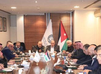 وزير الصناعة وتجارة الأردن يبحثان آثار العدوان الاسرائيلي على الاقتصاد الوطني