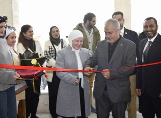 معرض فني بجامعة عمان الاهلية عن جماليات عمارة بيت المقدس