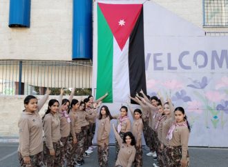 مدارس النظم الحديثة تحتفي بيوم العلم الأردني