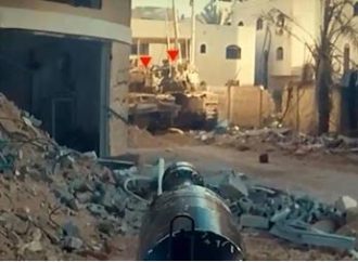 المقاومة تخوض معارك ضارية في غزة .. قصف واستهداف 3 آليات للإحتلال