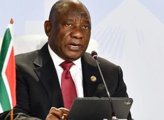 رئيس جنوب إفريقيا يعلن عن حكومته الجديدة مساء الأحد