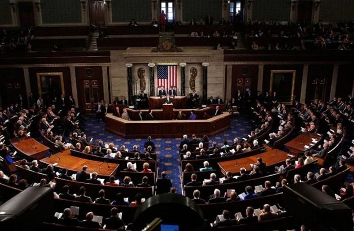 النواب الأمريكي يقر قانونا يمنع إدارة بايدن من تمويل إعادة إعمار غزة